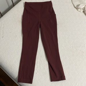 Women’s Red Merlot Lululemon Swift Speed High-Rise Cropped leggings size 0